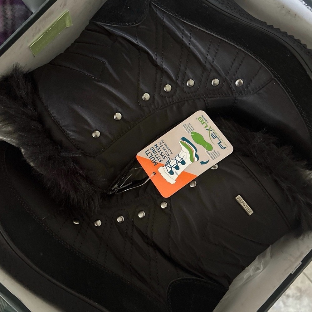 Brand New Womens Size 9 NIB Flexus by Spring Step Imamu Snow Boots Black
